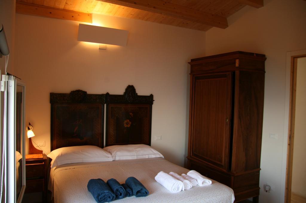Andrea'S Home Cefalù Chambre photo